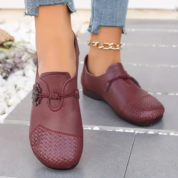 Zapatos antideslizantes de suela blanda de cuero para mujer