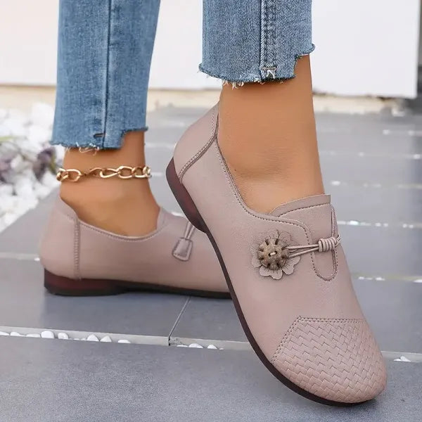 Zapatos antideslizantes de suela blanda de cuero para mujer